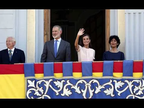 Melilla recibe con una multitud a Felipe VI y Letizia en su viaje oficial a la ciudad española