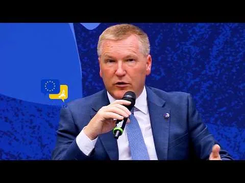 EU targets AI and election threats. McGrath: “It’s difficult to tell what’s real and what’s not”!
